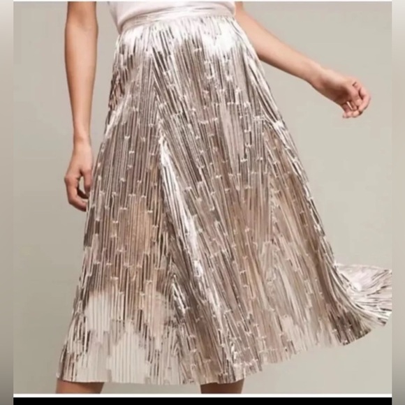 Maeve Gold Sequin A-line Midi Skirt for Work - Picture 3 of 14